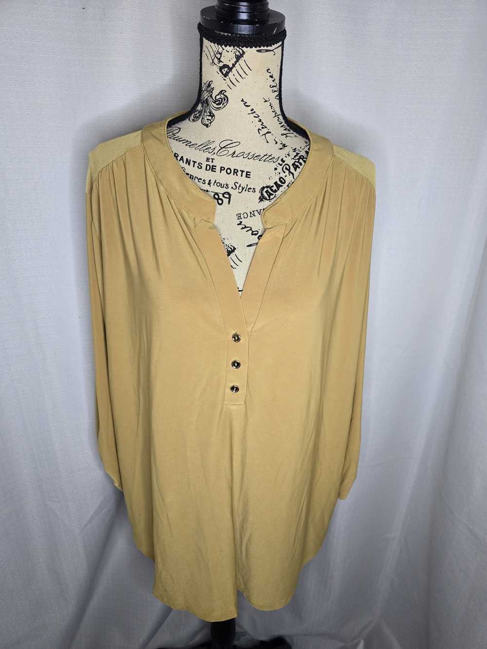 Perseption Blouse - Picture 2 of 7